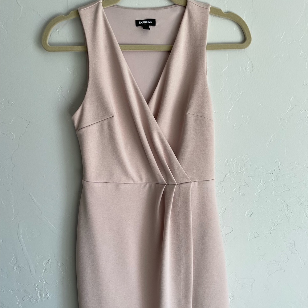 Express blush pink dress